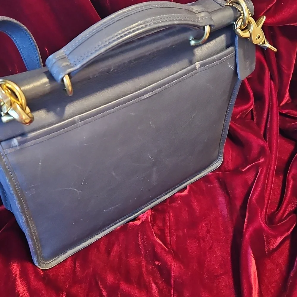 Vintage Coach Blue Leather Handbag - Picture 7 of 16